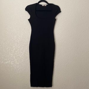 Midi bodycon dress with side slit